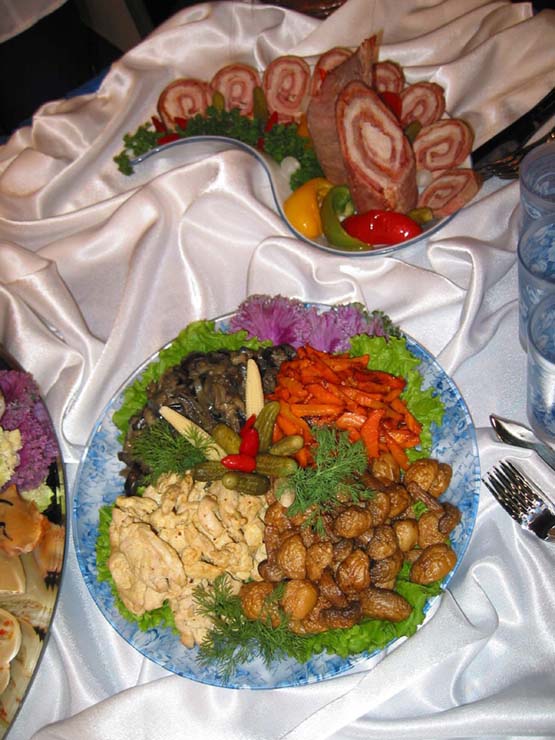Druzhba, Restaurant